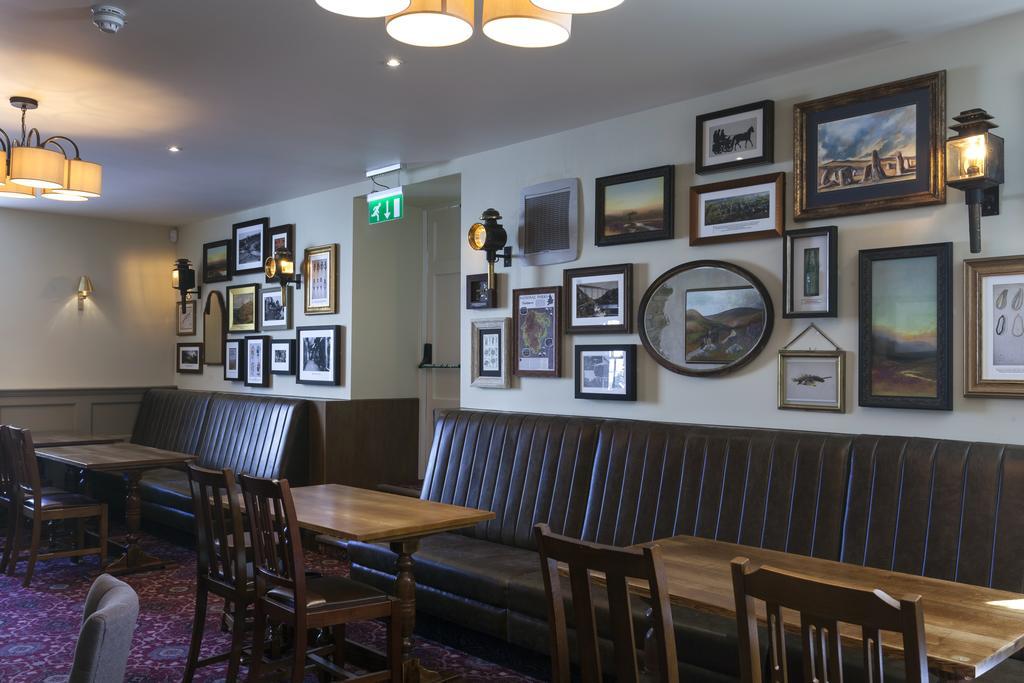The White Hart Hotel Wetherspoon أوكيهامبتن المظهر الخارجي الصورة